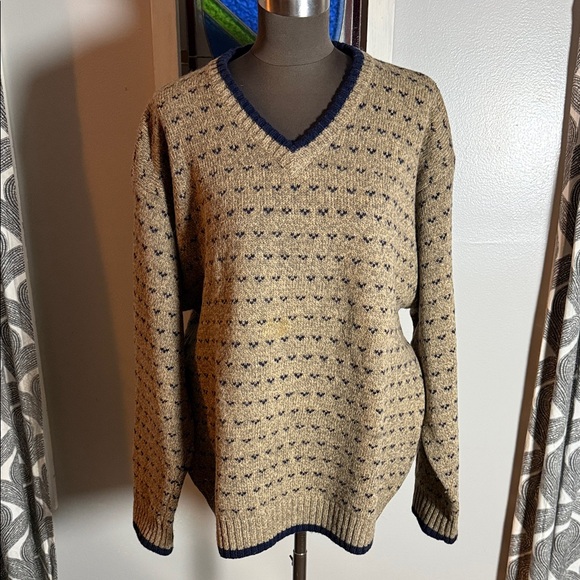 Woolrich Other - Vintage Woolrich Tan & Navy Blue V Neck 100% Wool Pullover Sweater SZ XL